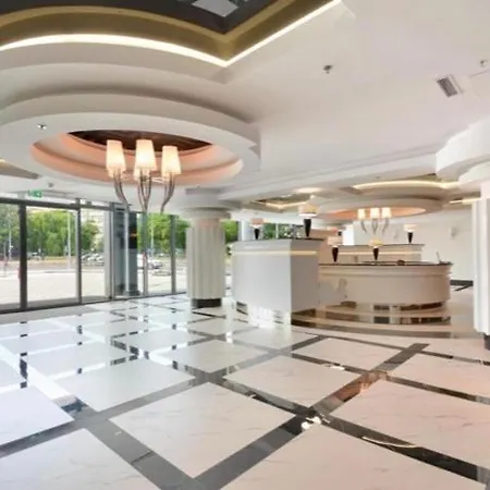 Hanza Tower - 22 Jacuzzi & Pool & Sauna