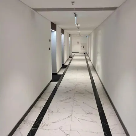 Апартаменты Hanza Tower - 22 Jacuzzi & Pool & Sauna *